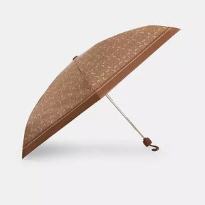 Coach mini umbrella- NWT